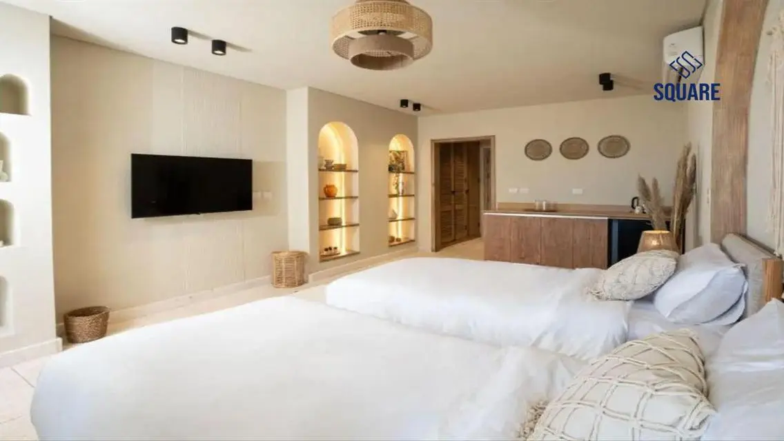 Luxury 2-Bedroom Apartment with Stunning Views in a Prime Neighborhood