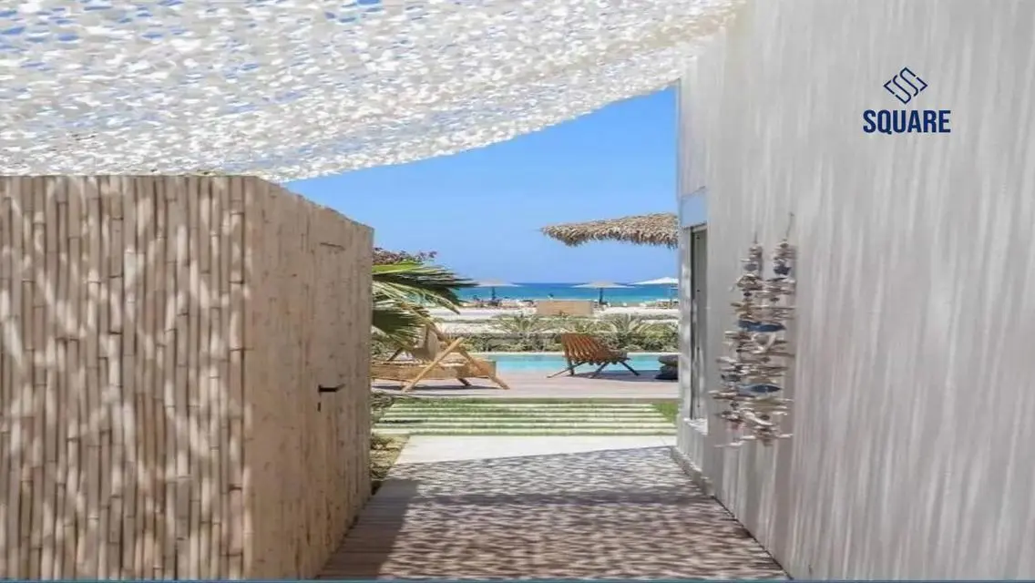 Luxury 2-Bedroom Apartment with Stunning Views in a Prime Neighborhood