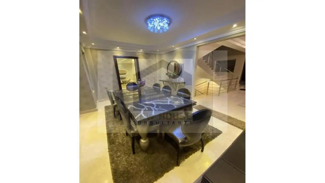 Luxury Villa for Sale with Spacious Garden