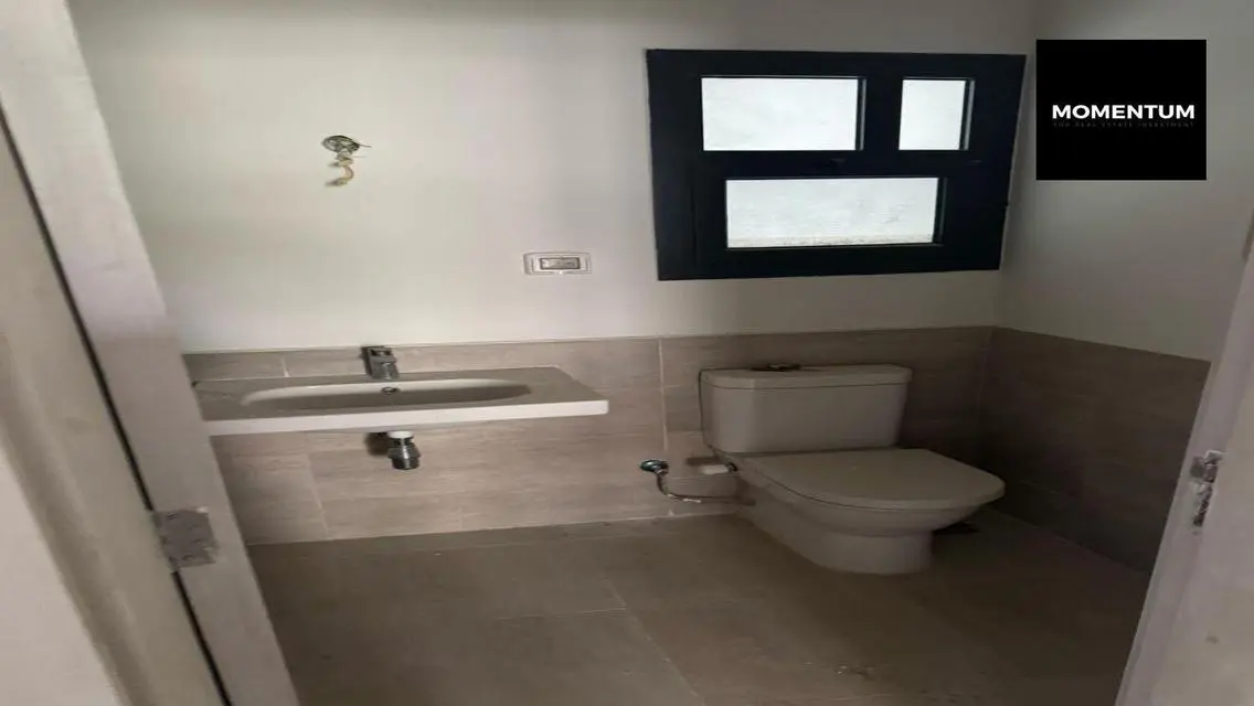 Luxury Apartment for Rent in Thriving Area