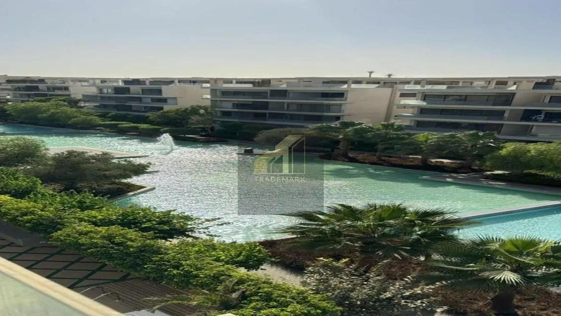 Luxury Apartment for Sale with Lake View