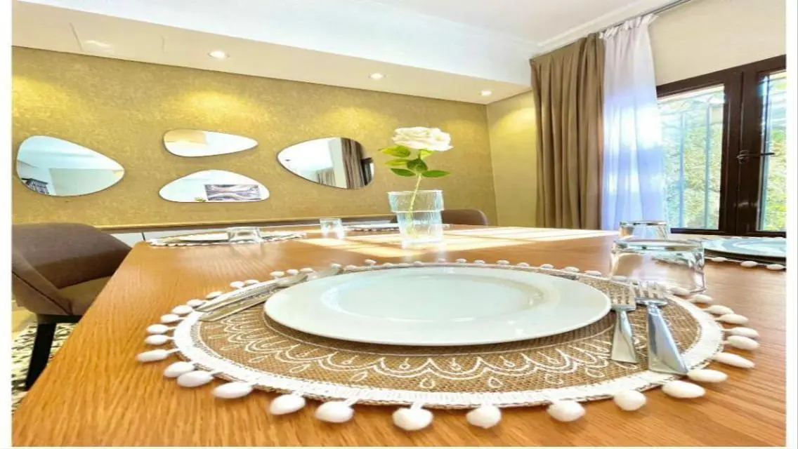Luxurious Apartment in Golden Square