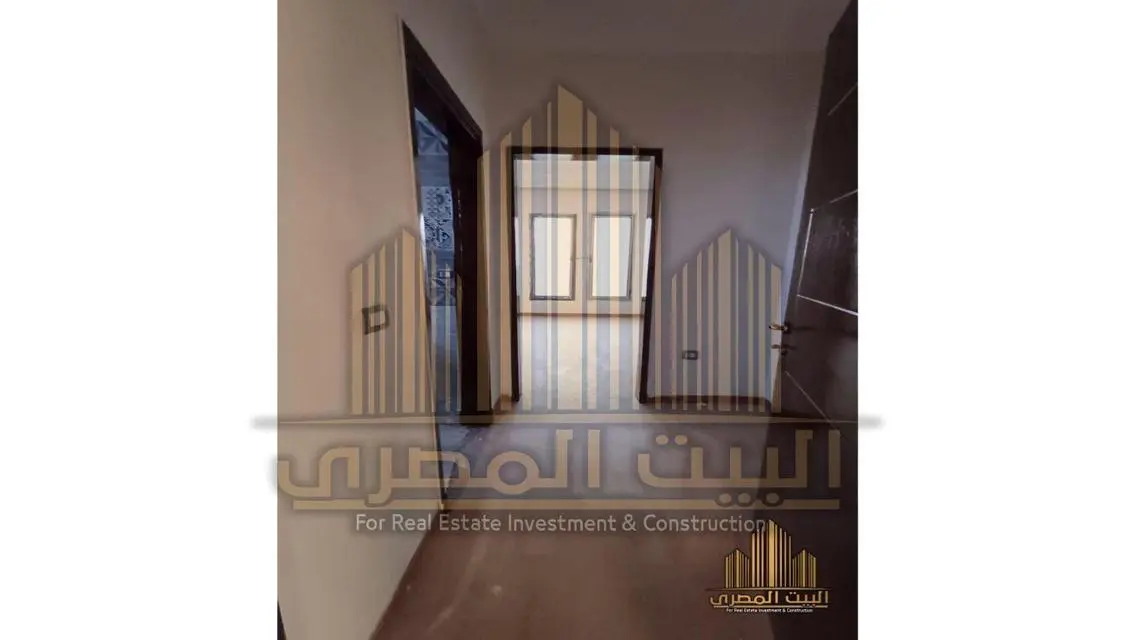 فيلا فاخرة مع حديقة خاصة ومسبح