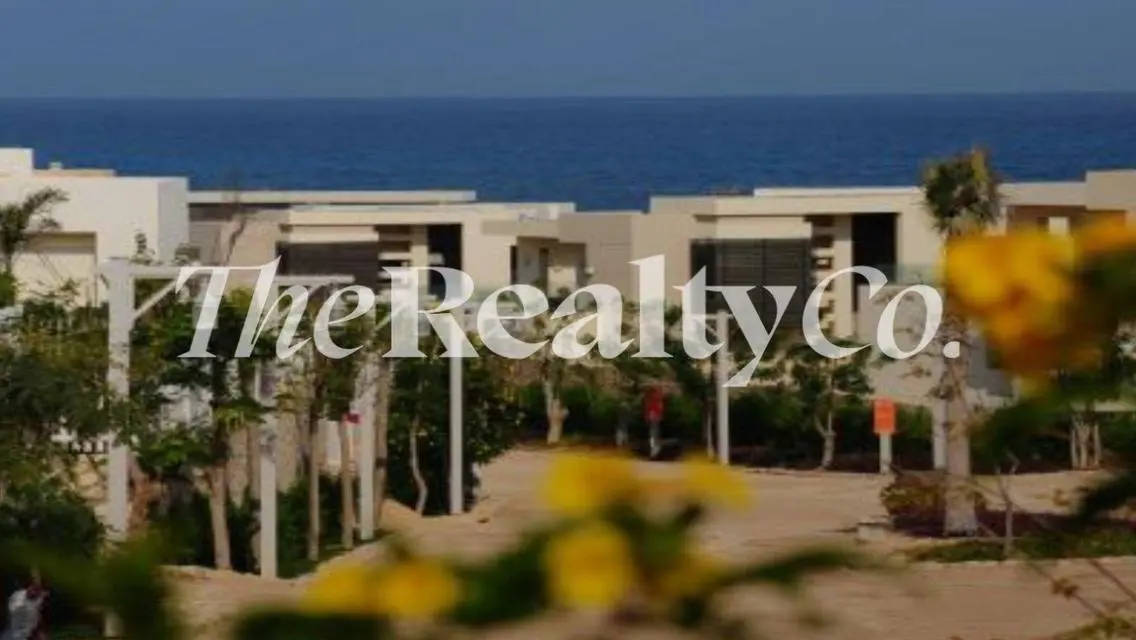 4-Bedroom Stand-Alone Villa in Hacienda White