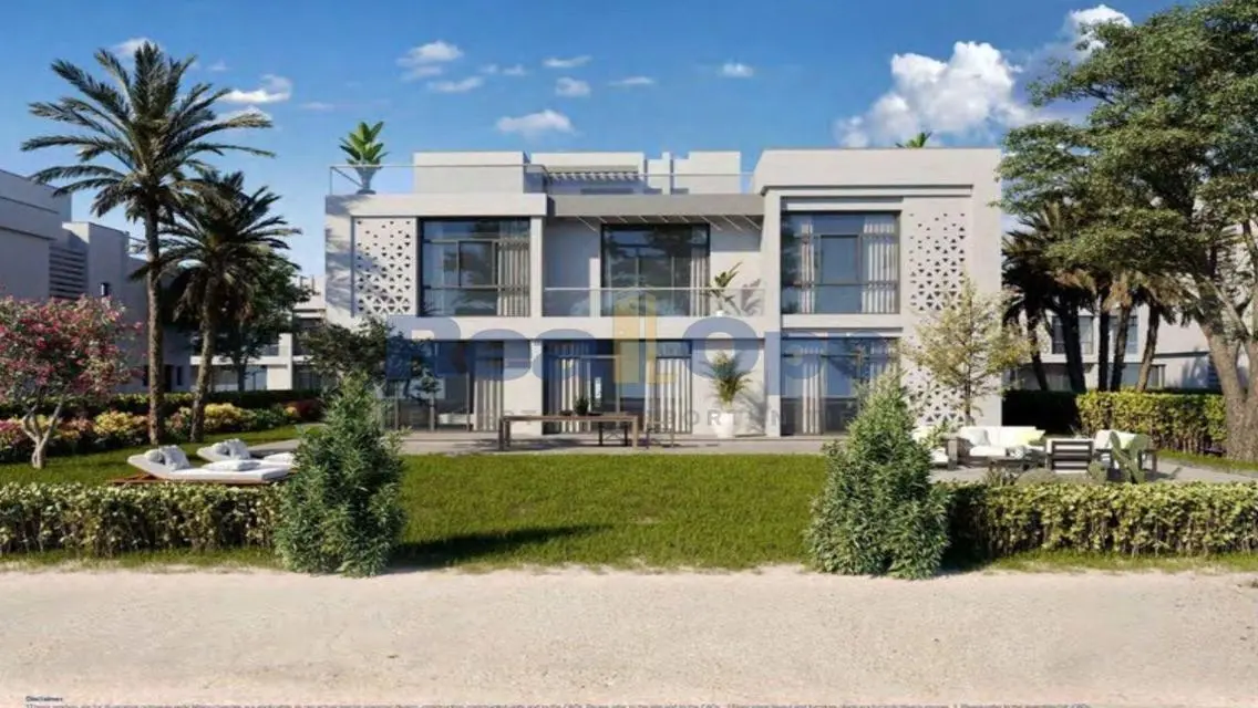 Luxury Villa with Spacious Design in a Prime Location
