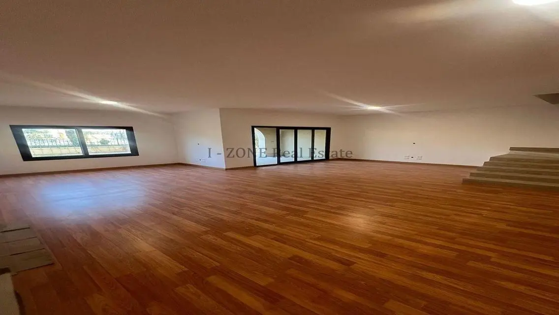 Luxury Apartment in IZON with 3475 meters Space