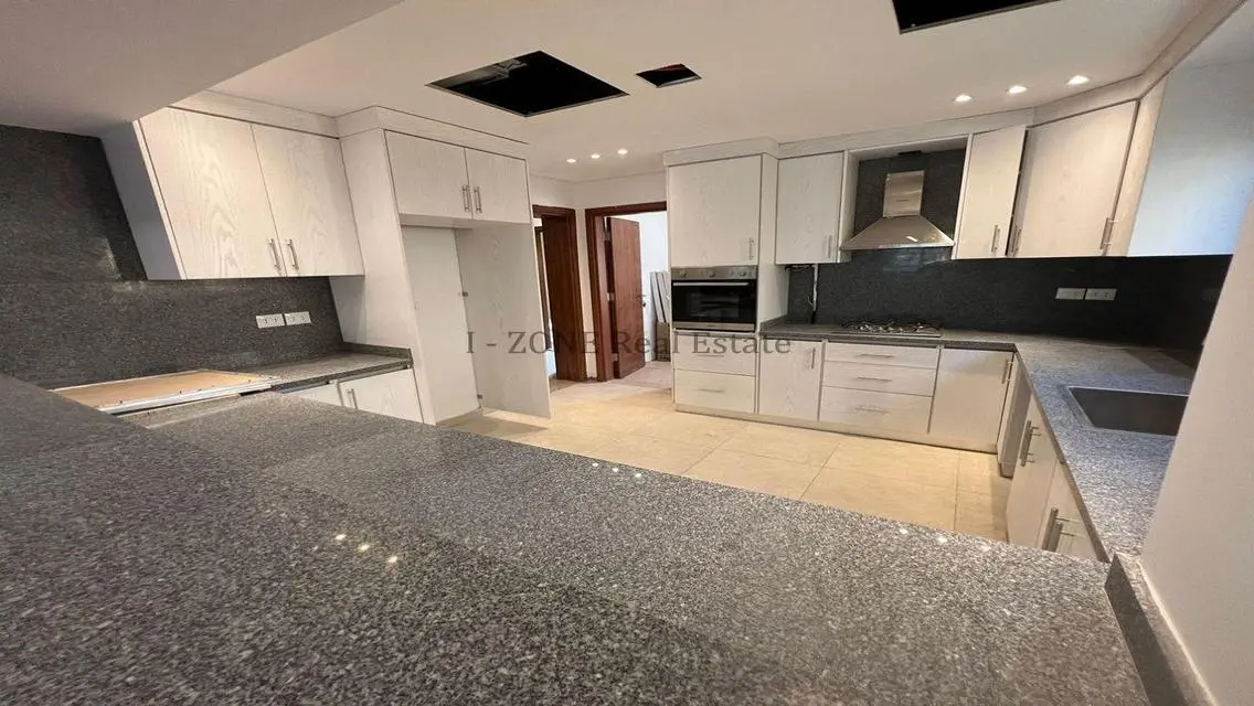 Luxury Apartment in IZON with 3475 meters Space