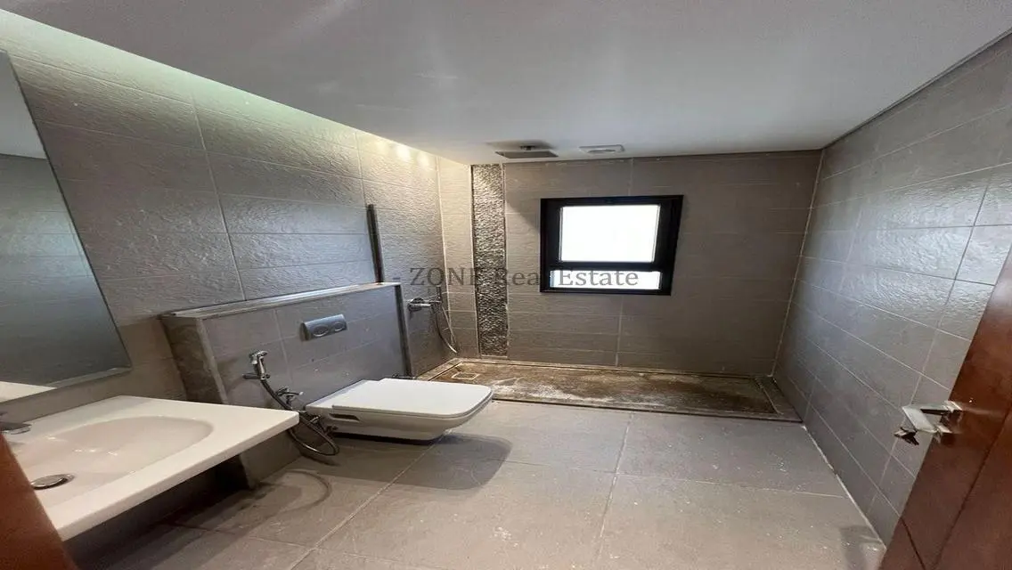 Luxury Apartment in IZON with 3475 meters Space