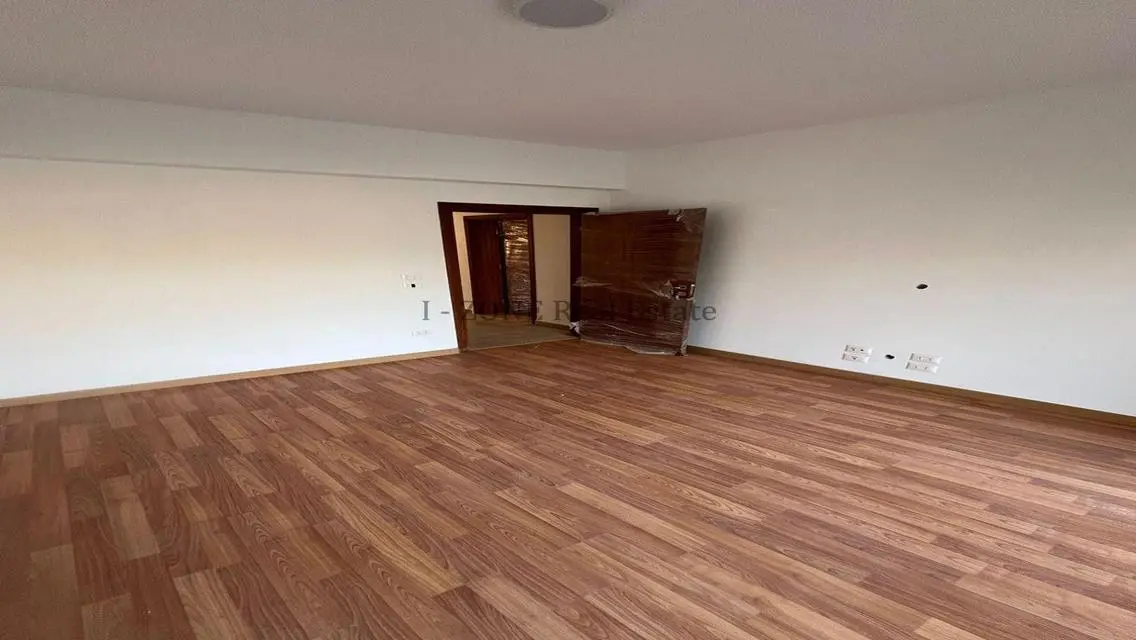 Luxury Apartment in IZON with 3475 meters Space