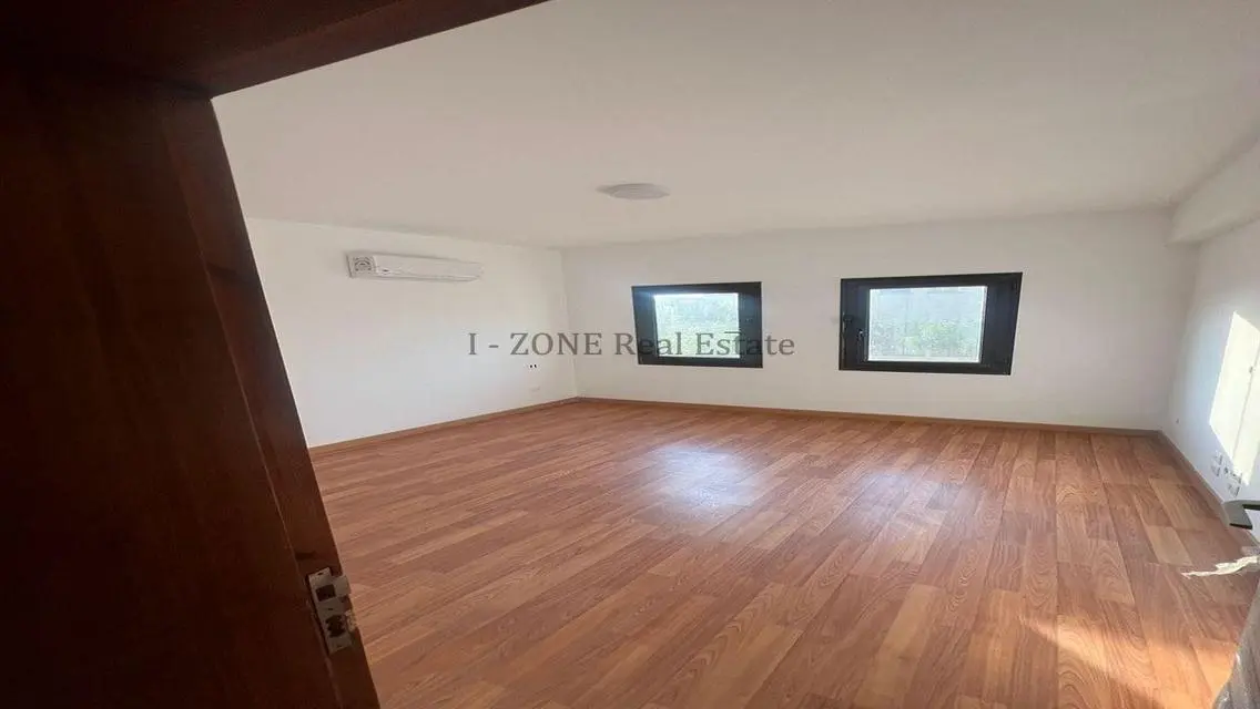 Luxury Apartment in IZON with 3475 meters Space