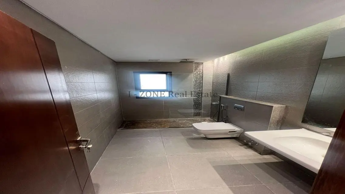 Luxury Apartment in IZON with 3475 meters Space