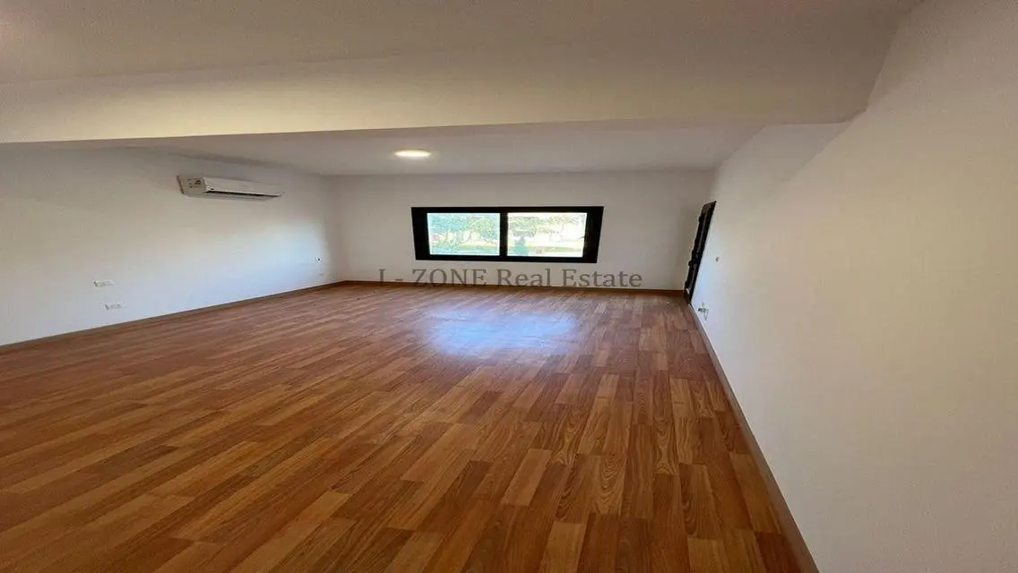 Luxury Apartment in IZON with 3475 meters Space