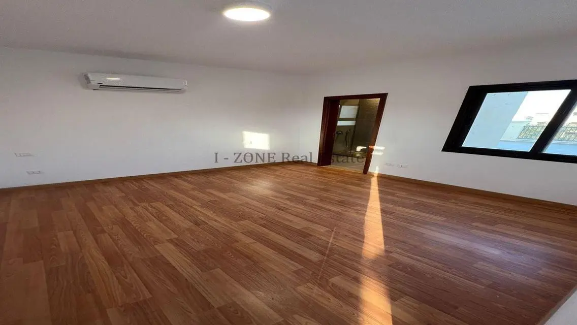 Luxury Apartment in IZON with 3475 meters Space