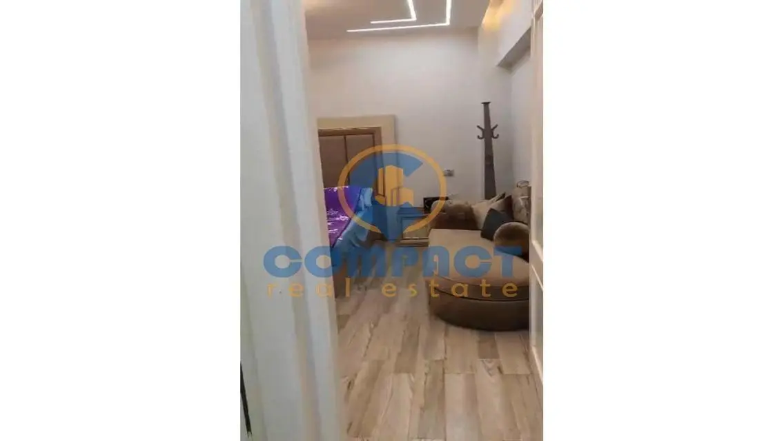 شقة فاخرة للبيع بمساحة 169 متر بمنطقة راقية