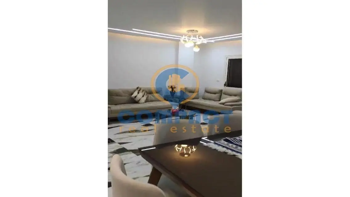 شقة فاخرة للبيع بمساحة 169 متر بمنطقة راقية