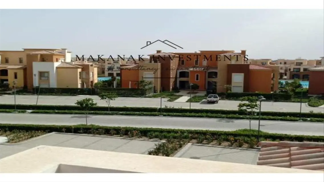 فيلا فاخرة للبيع بمساحة واسعة