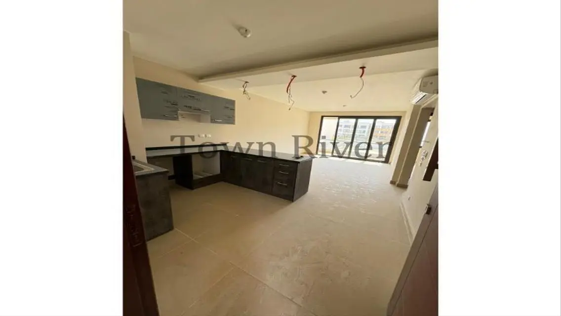 Luxurious Apartment for Sale with Spacious Layout