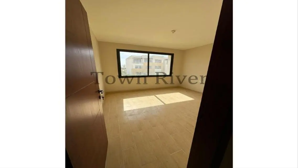 Luxurious Apartment for Sale with Spacious Layout