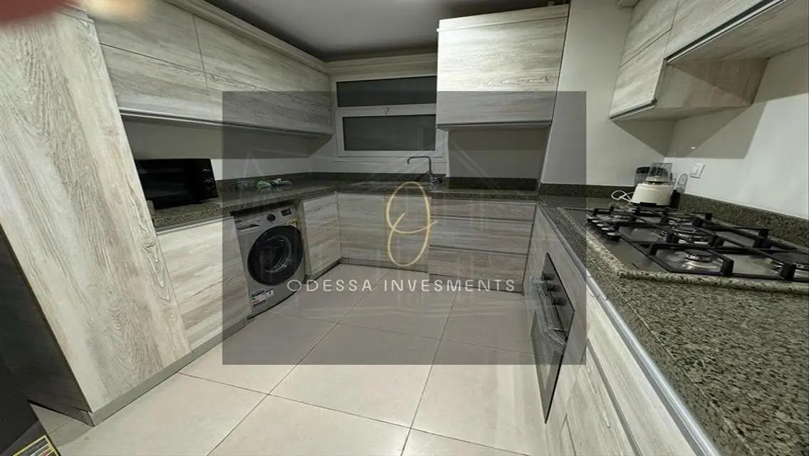 Luxury Apartment 2500 sqm with Lake View