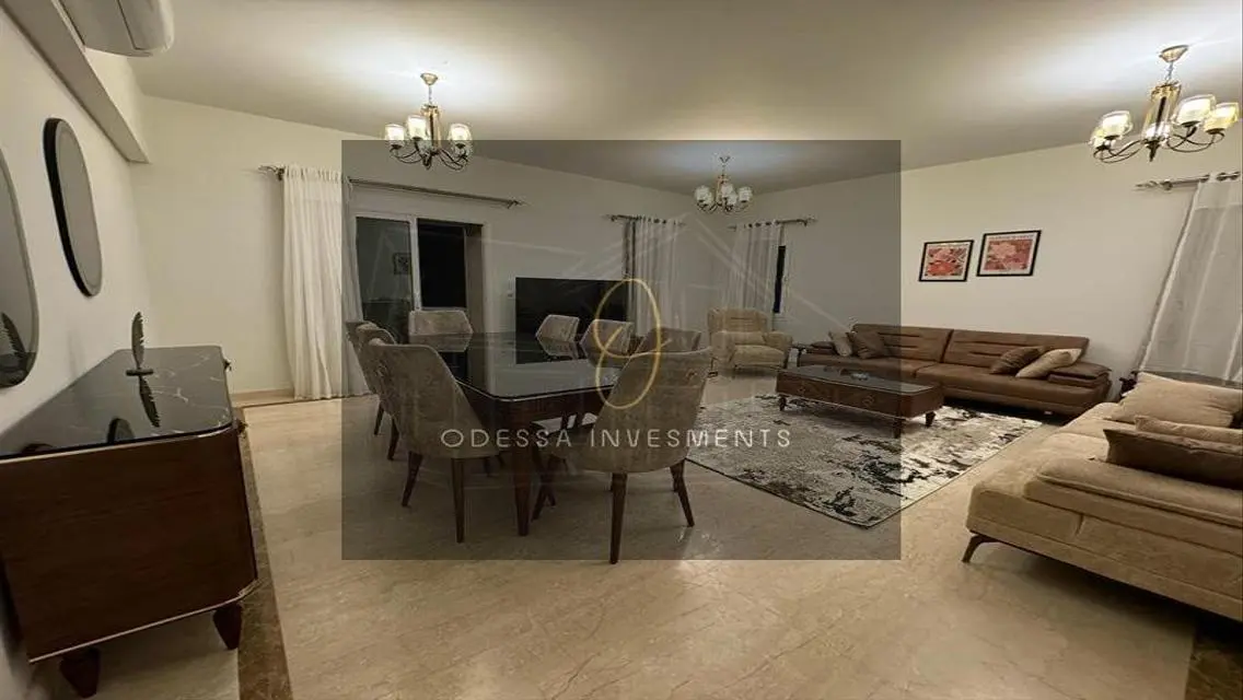 Luxury Apartment 2500 sqm with Lake View