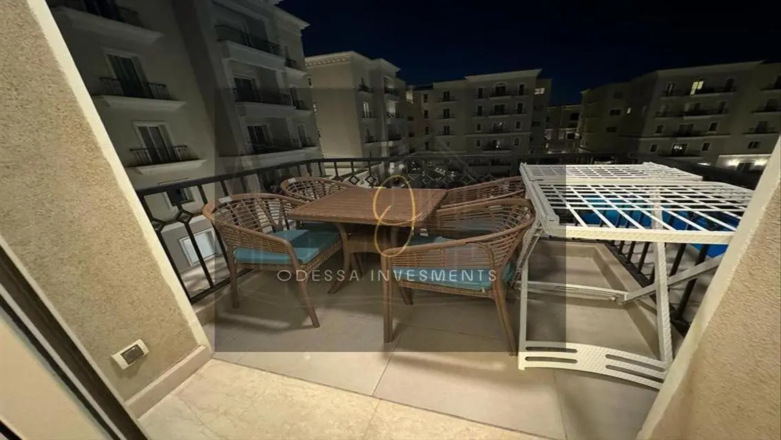 Luxury Apartment 2500 sqm with Lake View