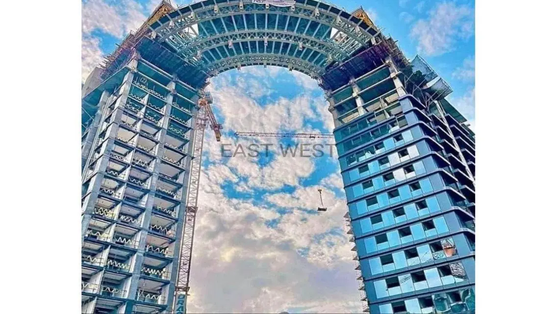 Luxurious Apartment for Sale with Full Amenities in Prime Location