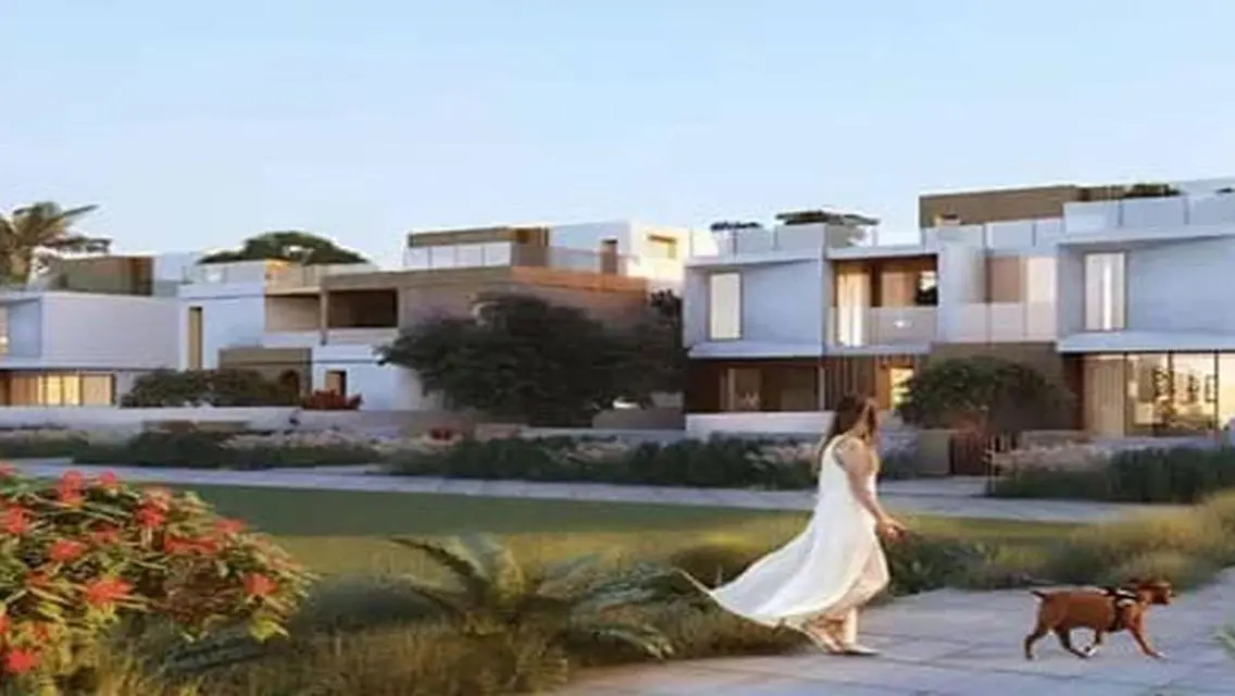 Luxury Villa for Sale with Complete Amenities in Prime Location