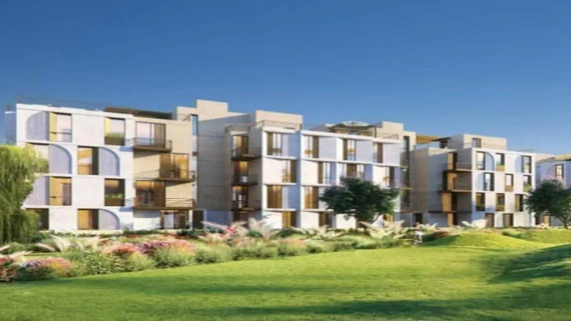 Luxury Villa for Sale with Complete Amenities in Prime Location