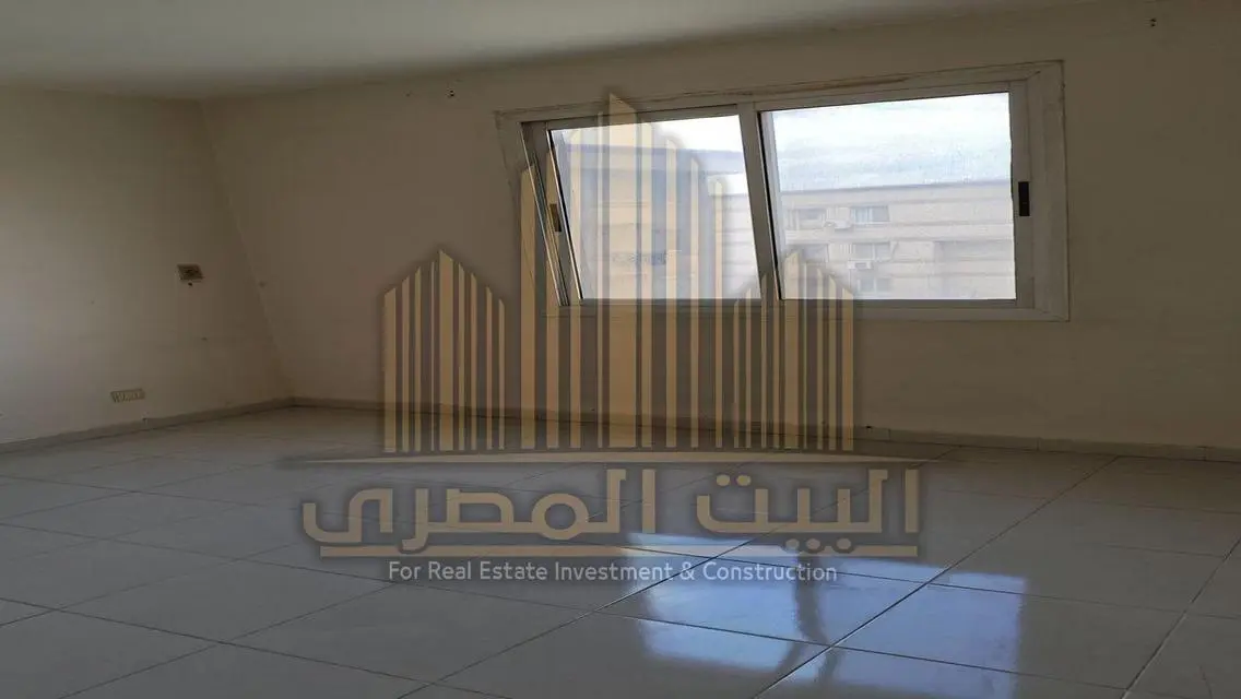 شقة فاخرة متاحة للإيجار