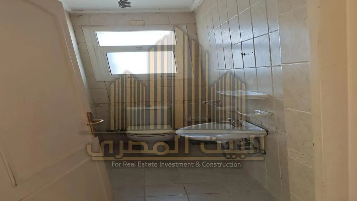 شقة فاخرة متاحة للإيجار