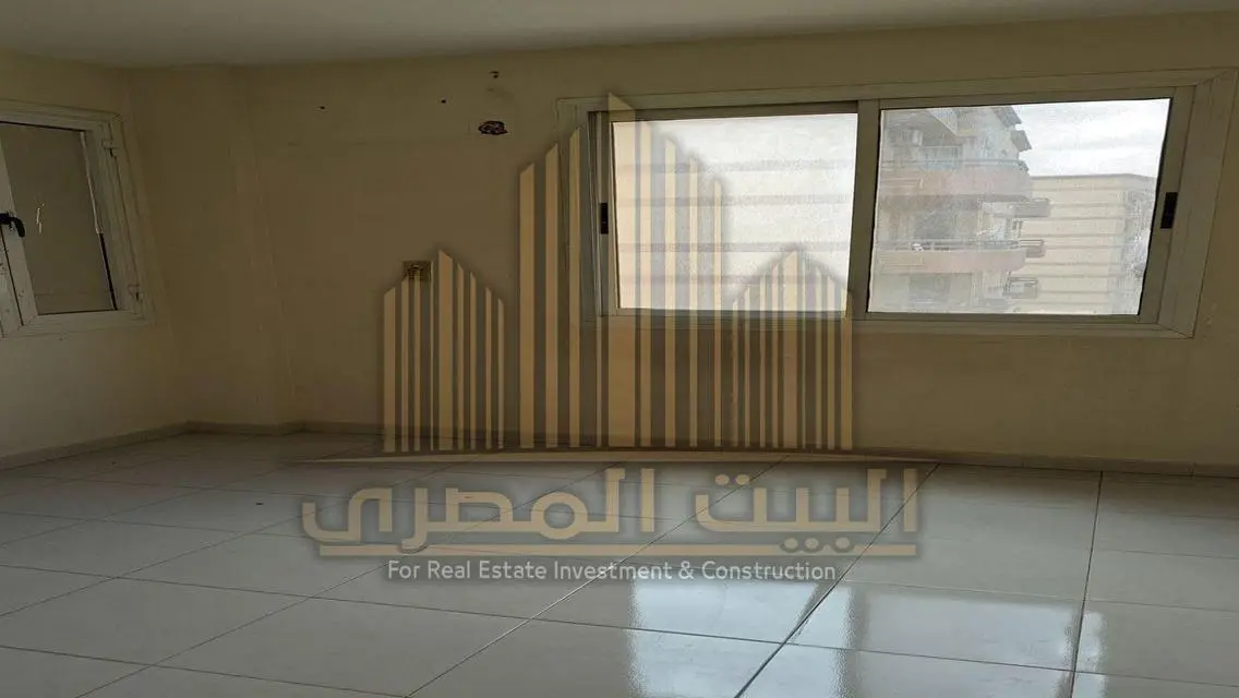 شقة فاخرة متاحة للإيجار