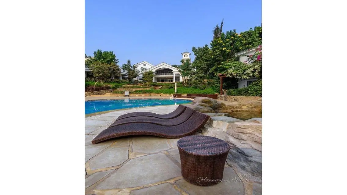 Stunning Apartment with Private Garden and Shared Pool