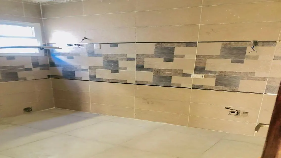 فيلا فاخرة مع حديقة ومسبح خاص
