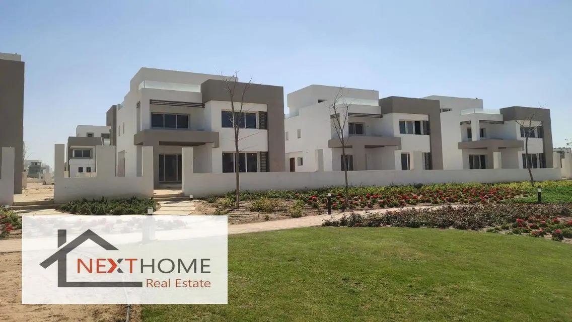 Luxury Villa in an Upscale Neighborhood