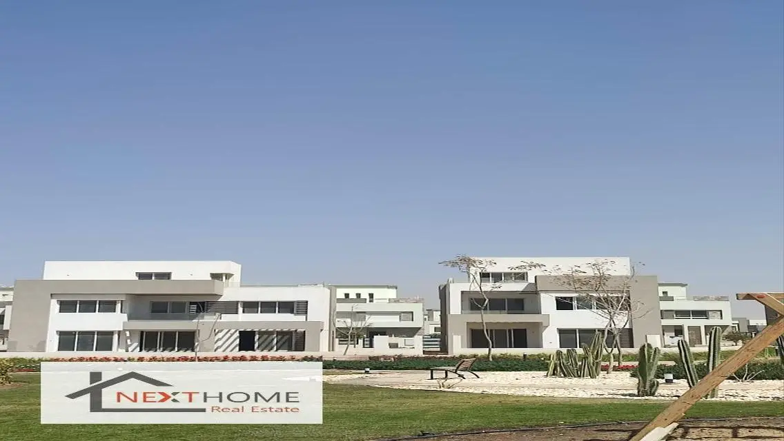 Luxury Villa in an Upscale Neighborhood