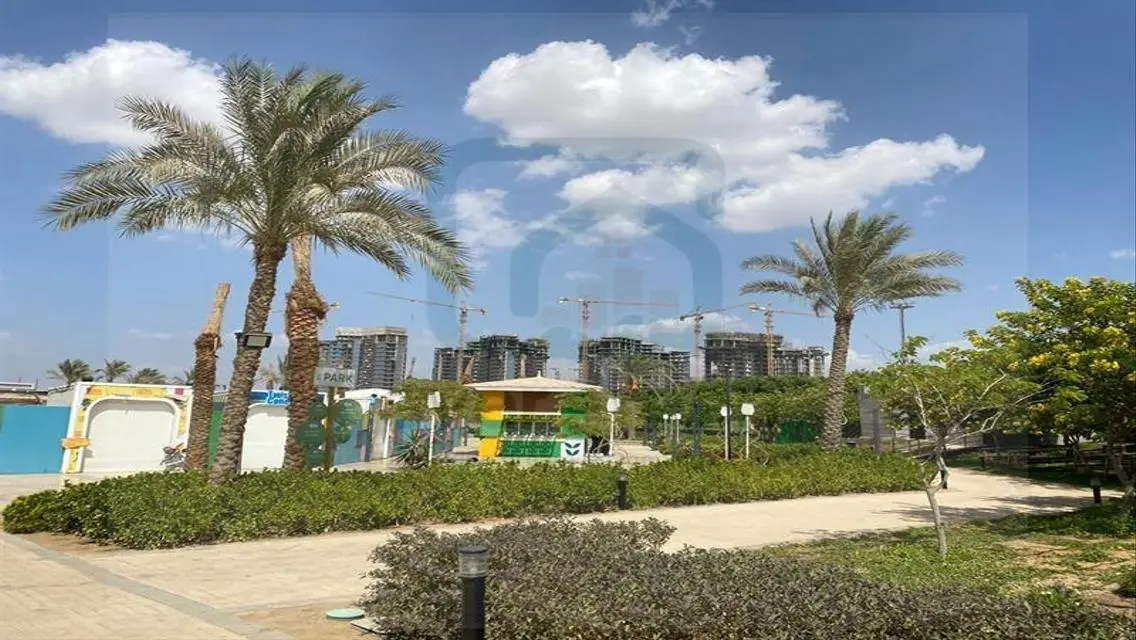 Luxurious Villa for Sale with Spacious Layout and Stunning Views