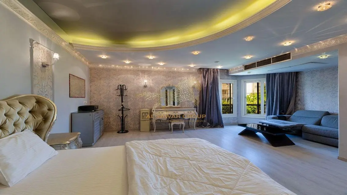 Luxury Villa with Private Garden and Pool for Sale