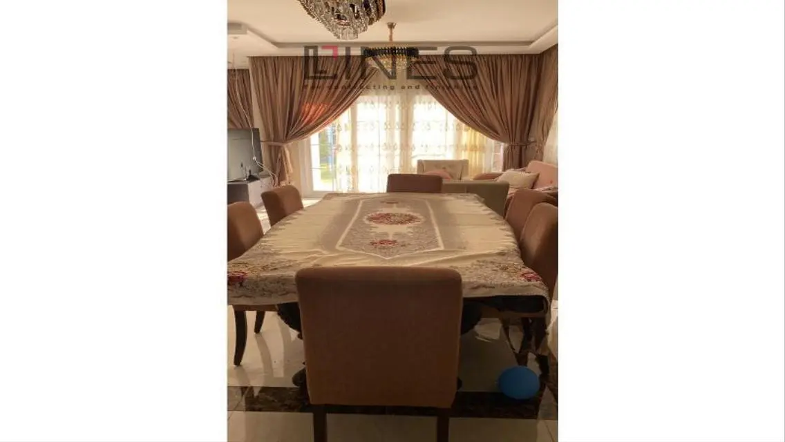 Luxury Apartment with Private Garden in Remax Lines