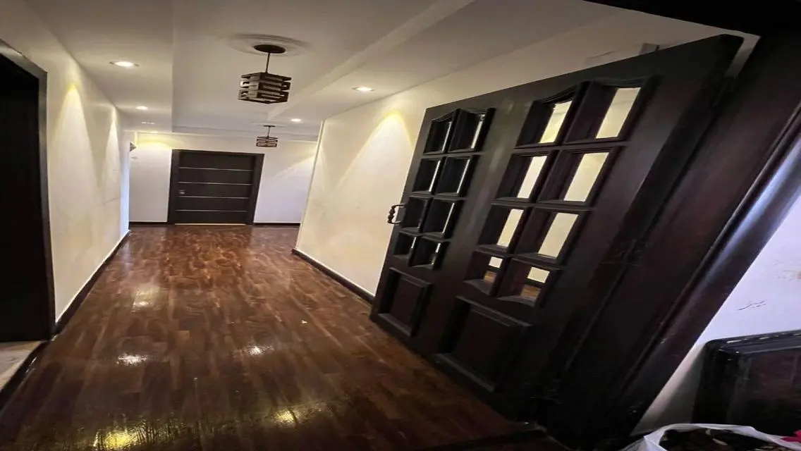 Luxurious 160 Sqm Apartment with Modern Design