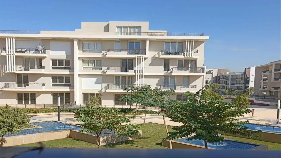 Luxury Villa for Sale in Pyramids Hills