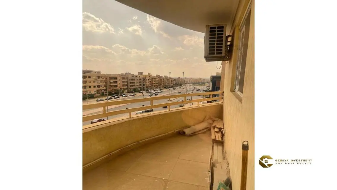 Luxury Apartment at The Wallk Mall