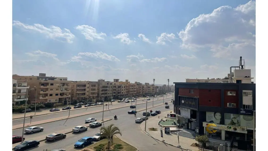 Luxury Apartment at The Wallk Mall