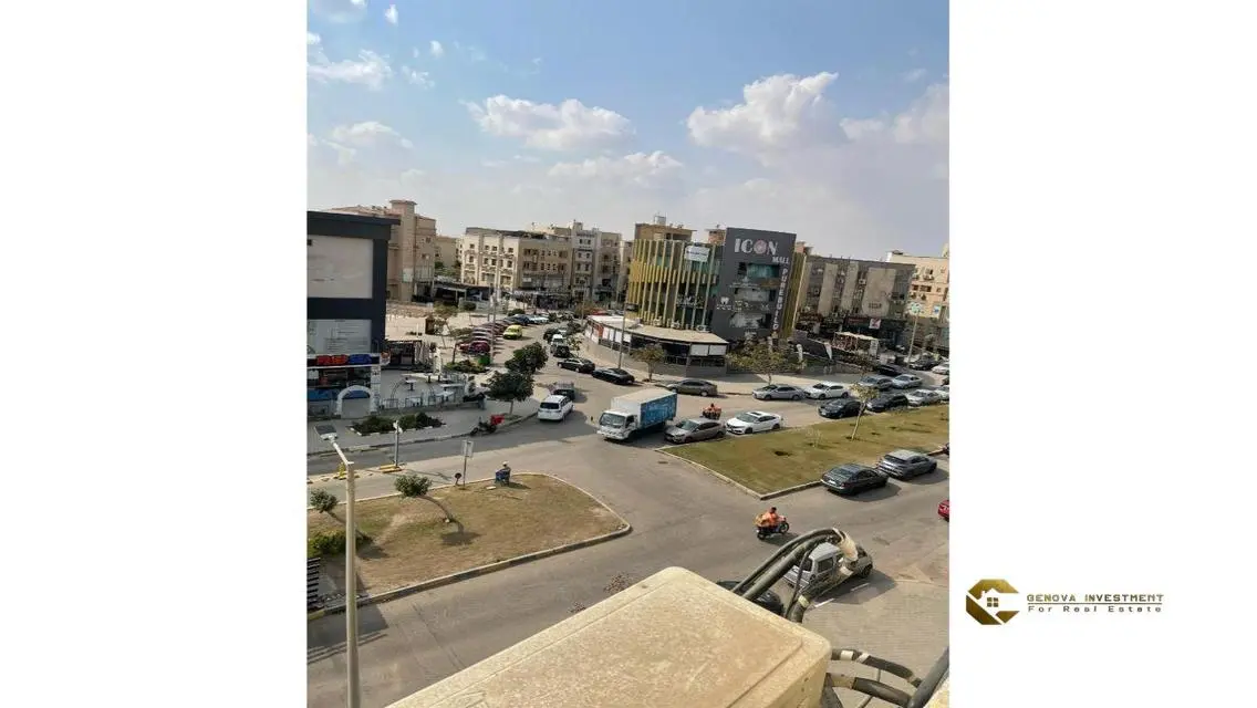 Luxury Apartment at The Wallk Mall