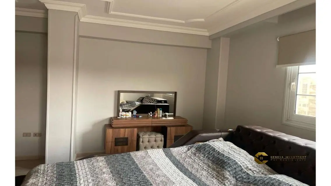 Luxury Apartment at The Wallk Mall
