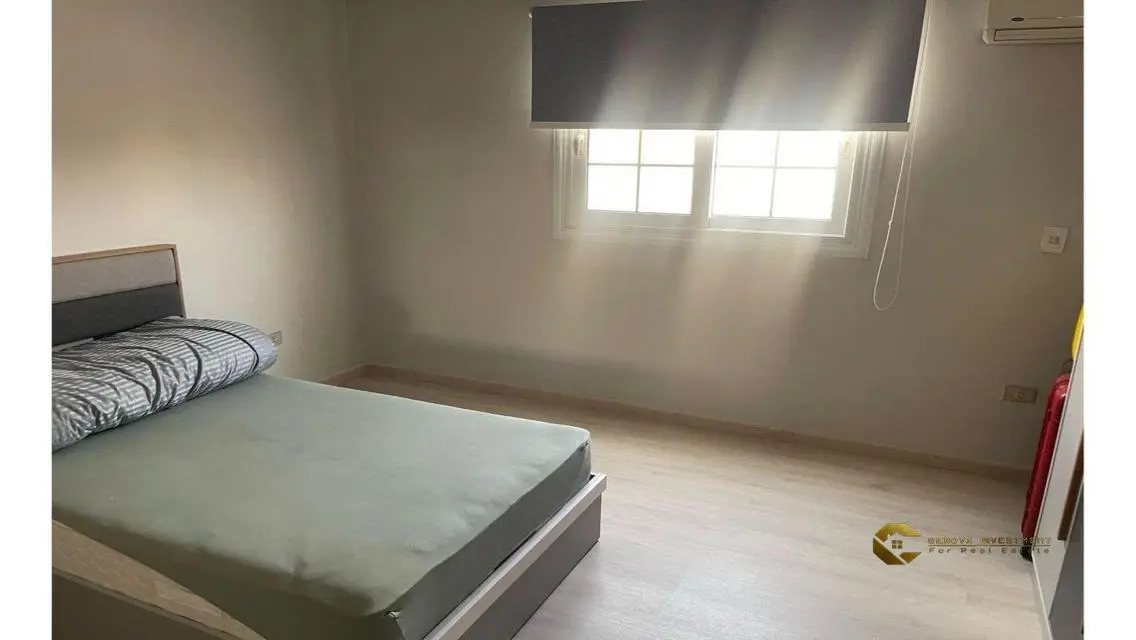 Luxury Apartment at The Wallk Mall