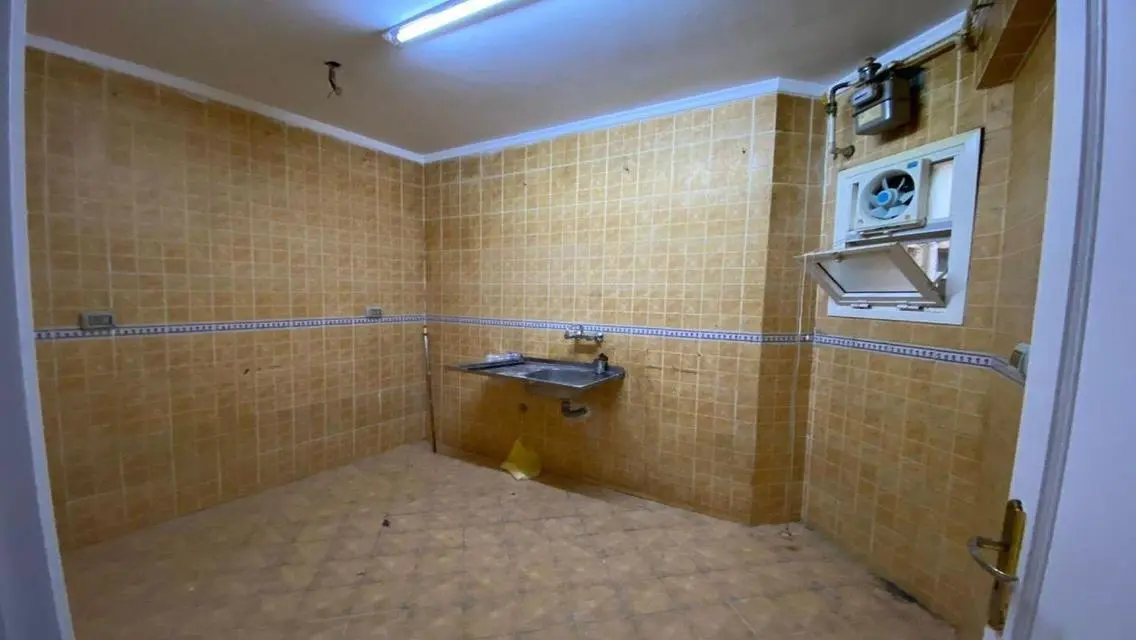 Excellent Rental Opportunity: 131 sqm Apartment