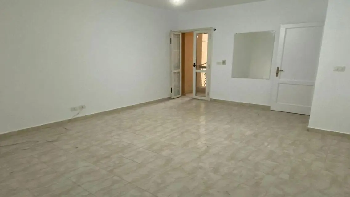 Excellent Rental Opportunity: 131 sqm Apartment