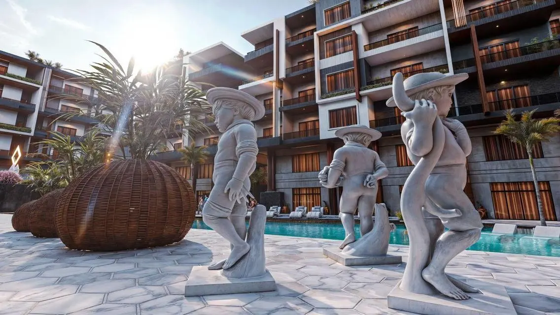 Luxury Apartment with Balcony and Pool Overlooking Lakes