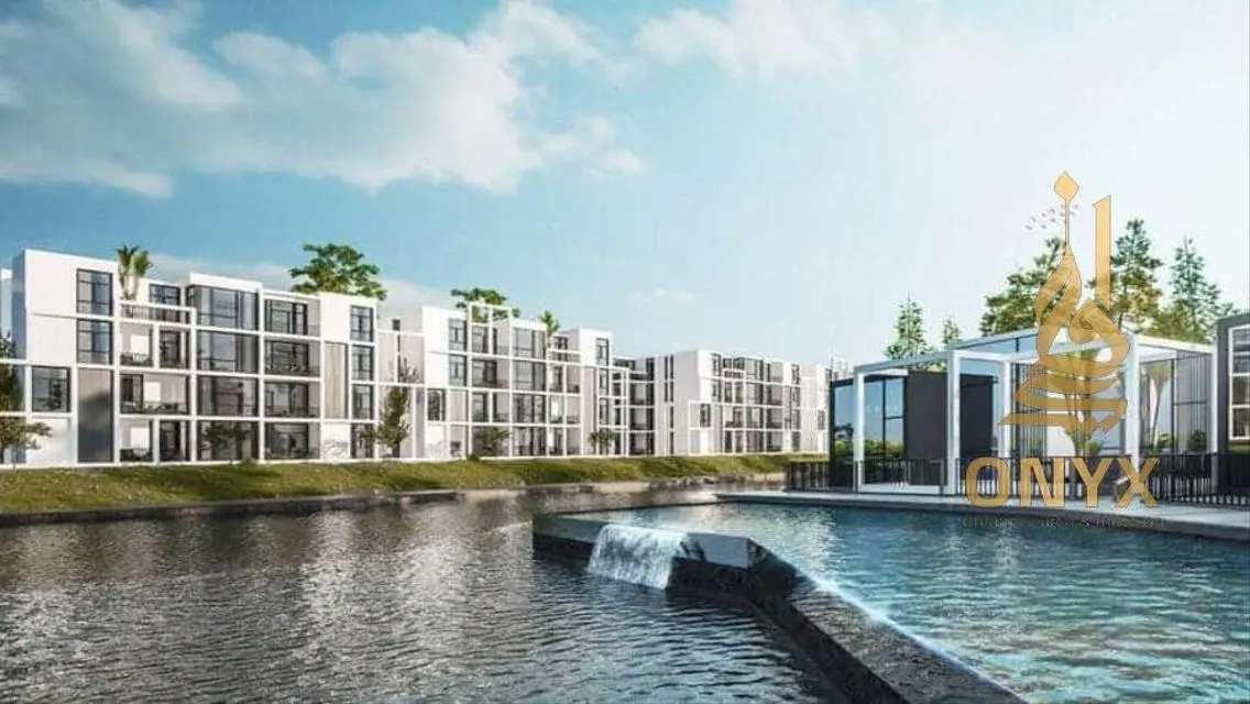Luxury Apartment for Sale Overlooking Lakes