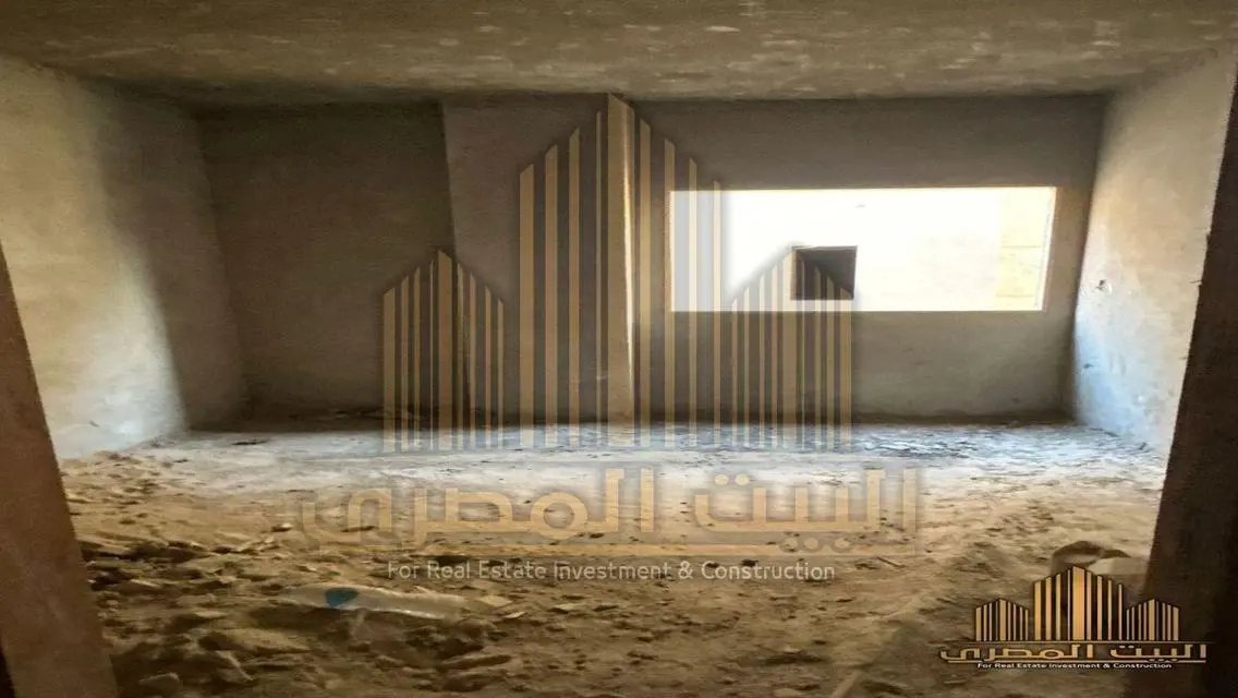 شقة فاخرة مع غرفة دراسة في موقع متميز
